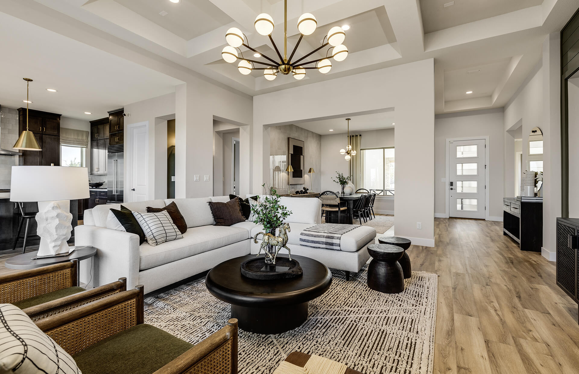 6707 Akademia Loop NE