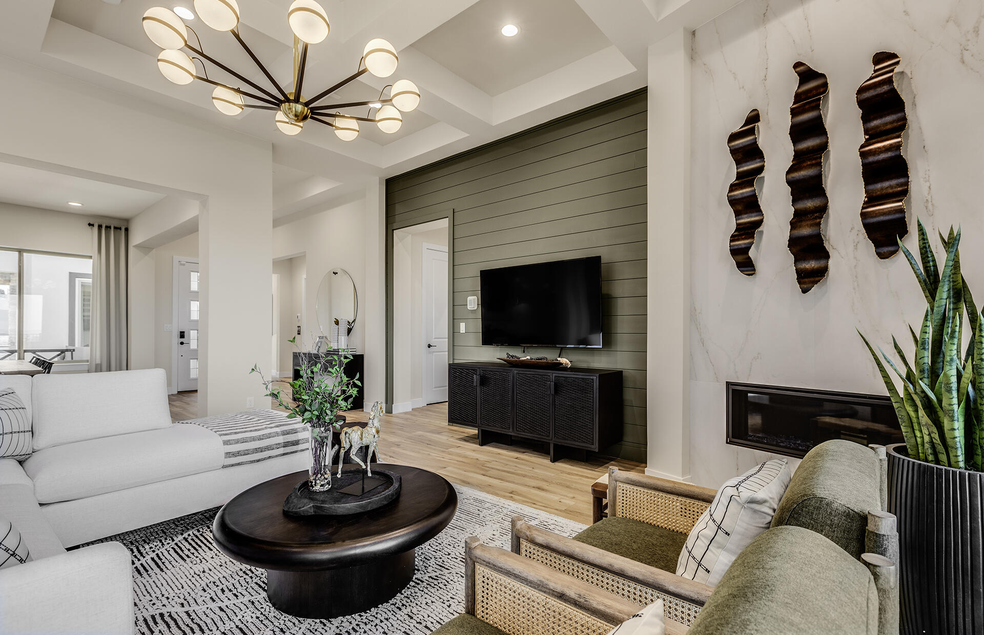 6707 Akademia Loop NE