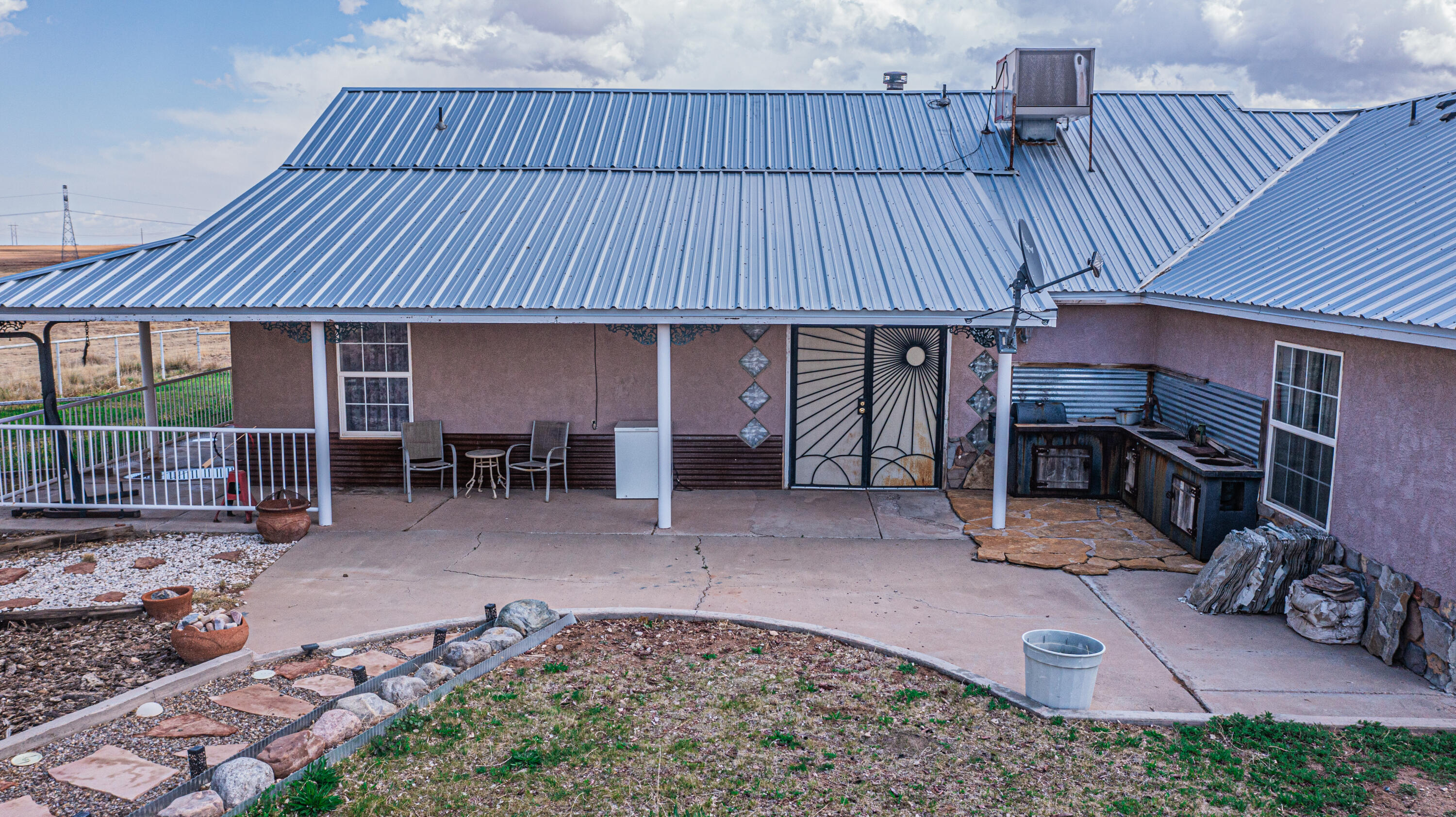 36 Springtime Circle, Belen, New Mexico image 1