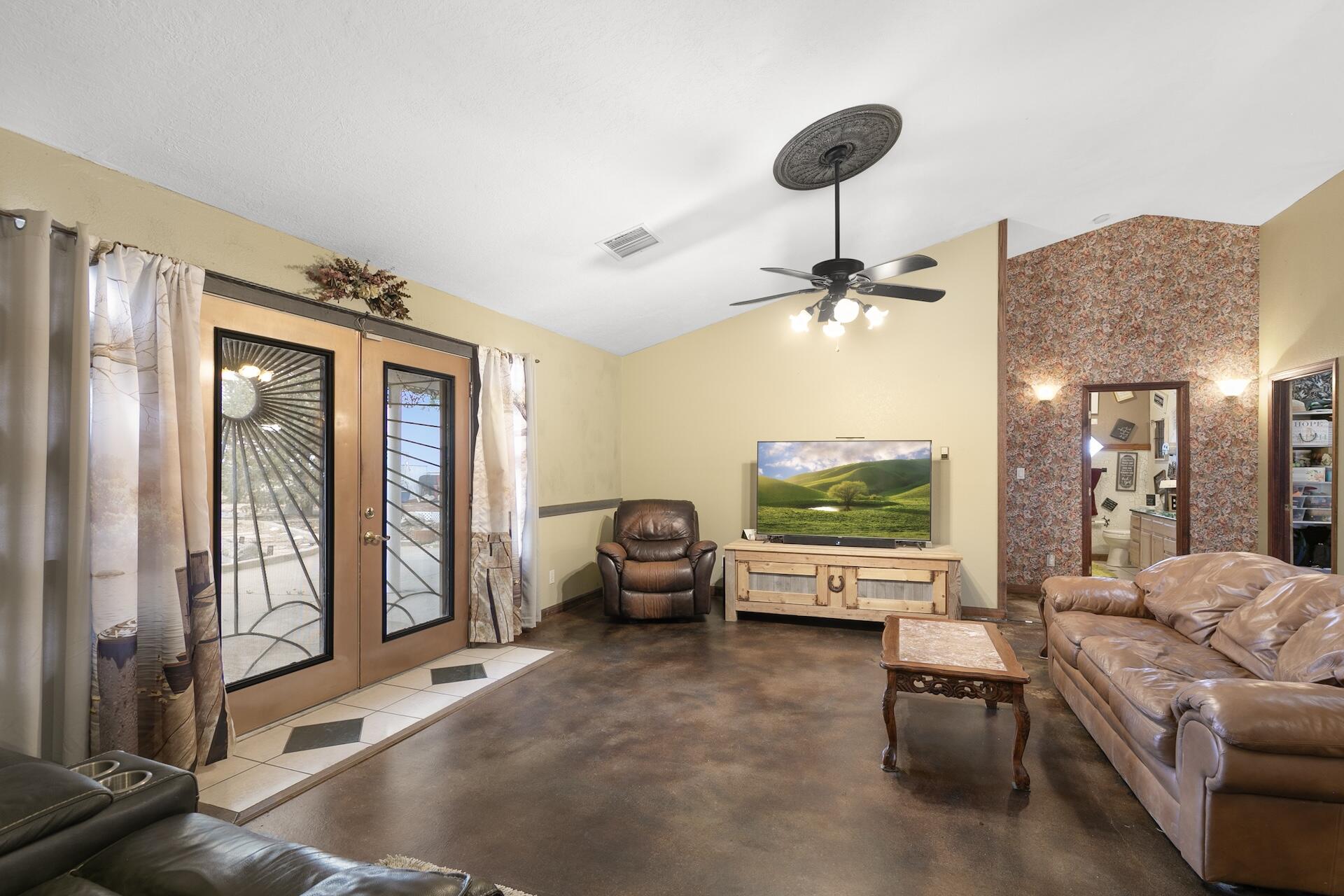 36 Springtime Circle, Belen, New Mexico image 3