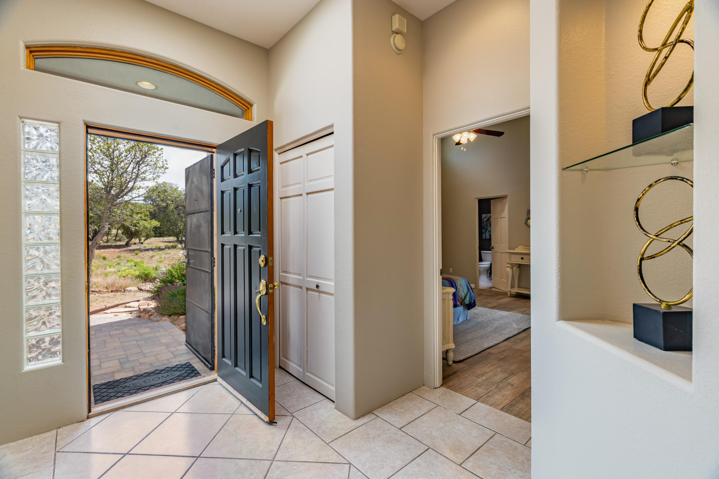26 Kiva Place