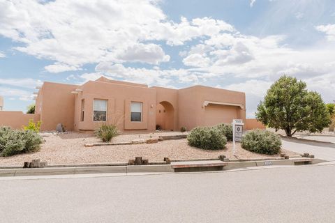 Photo of 8203 Indigo Court NE, Albuquerque, NM 87122 (MLS # 1099371)