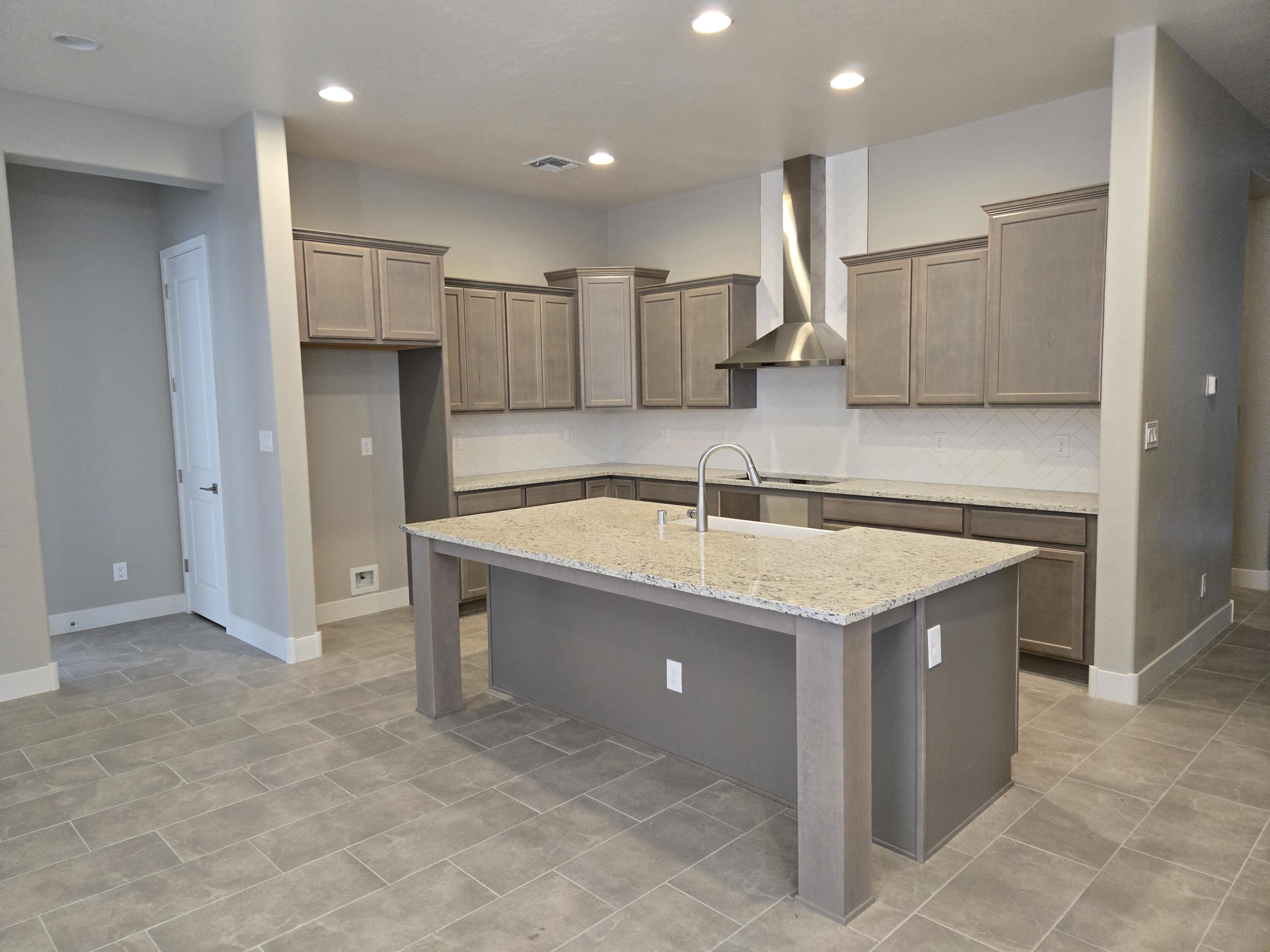 6845 Sydney Drive NE