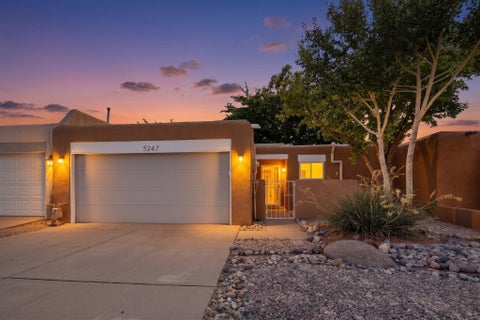 Photo of 5247 Zurich Place NE, Albuquerque, NM 87111 (MLS # 1106714)