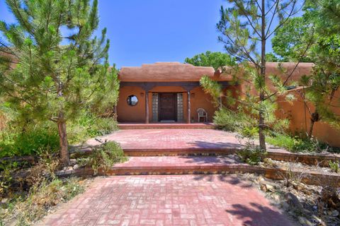 Photo of 4 WAPITI Lane, Peralta, NM 87042 (MLS # 1090806)