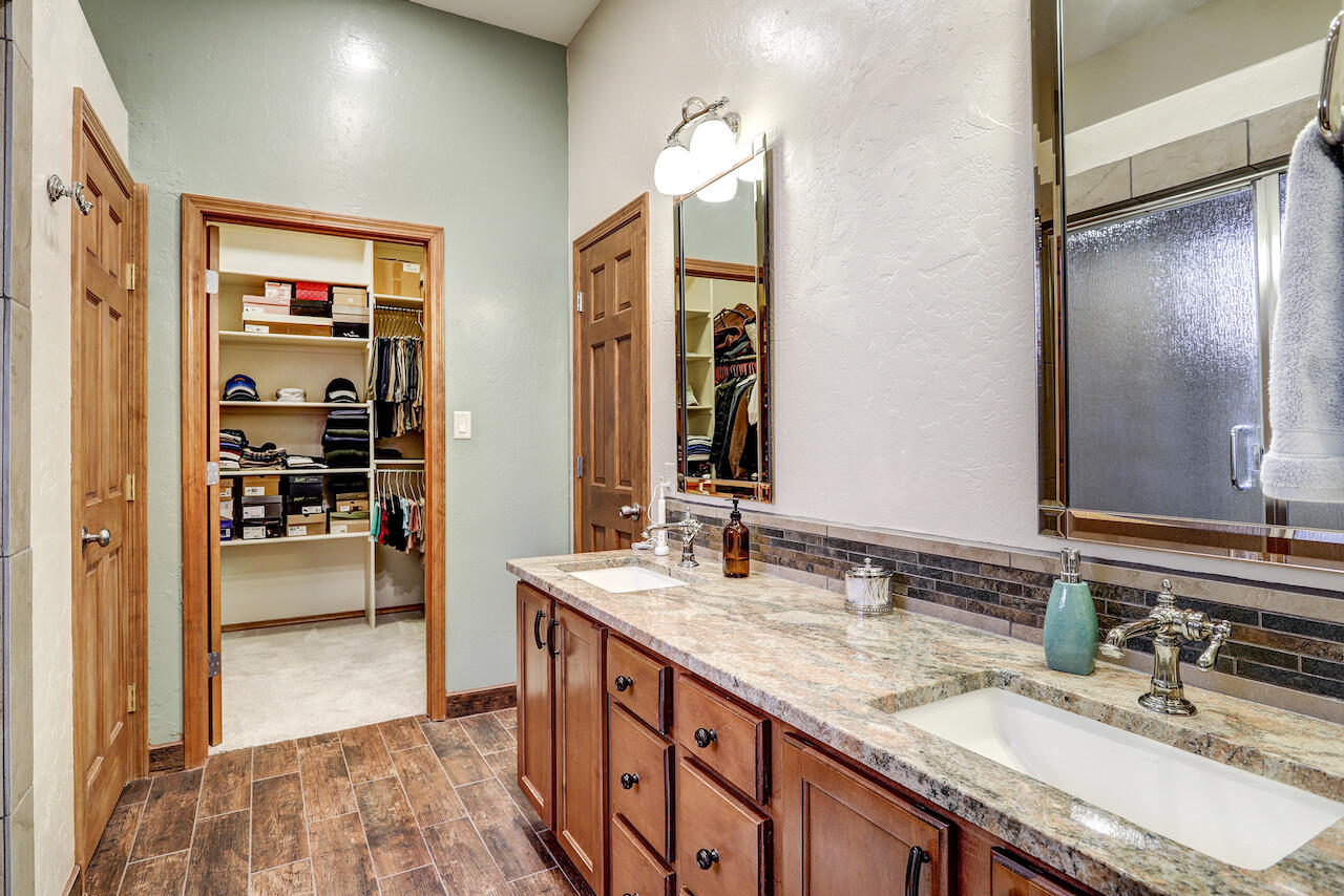 8409 Rising Star Place NE