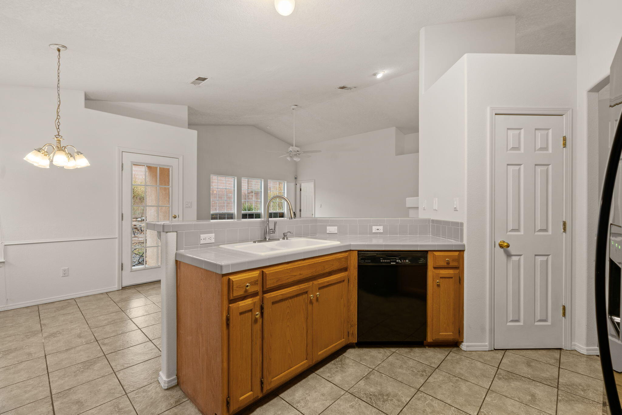 4480 Snow Heights Circle, Rio Rancho, New Mexico image 13