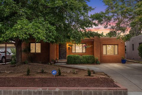 Homes For Sale - 1907 Anderson Place<br/> Albuquerque, NM 87108