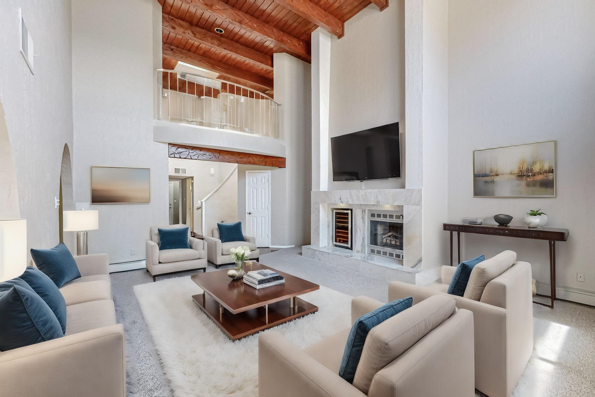 2904 CALLE DE ALAMO NW