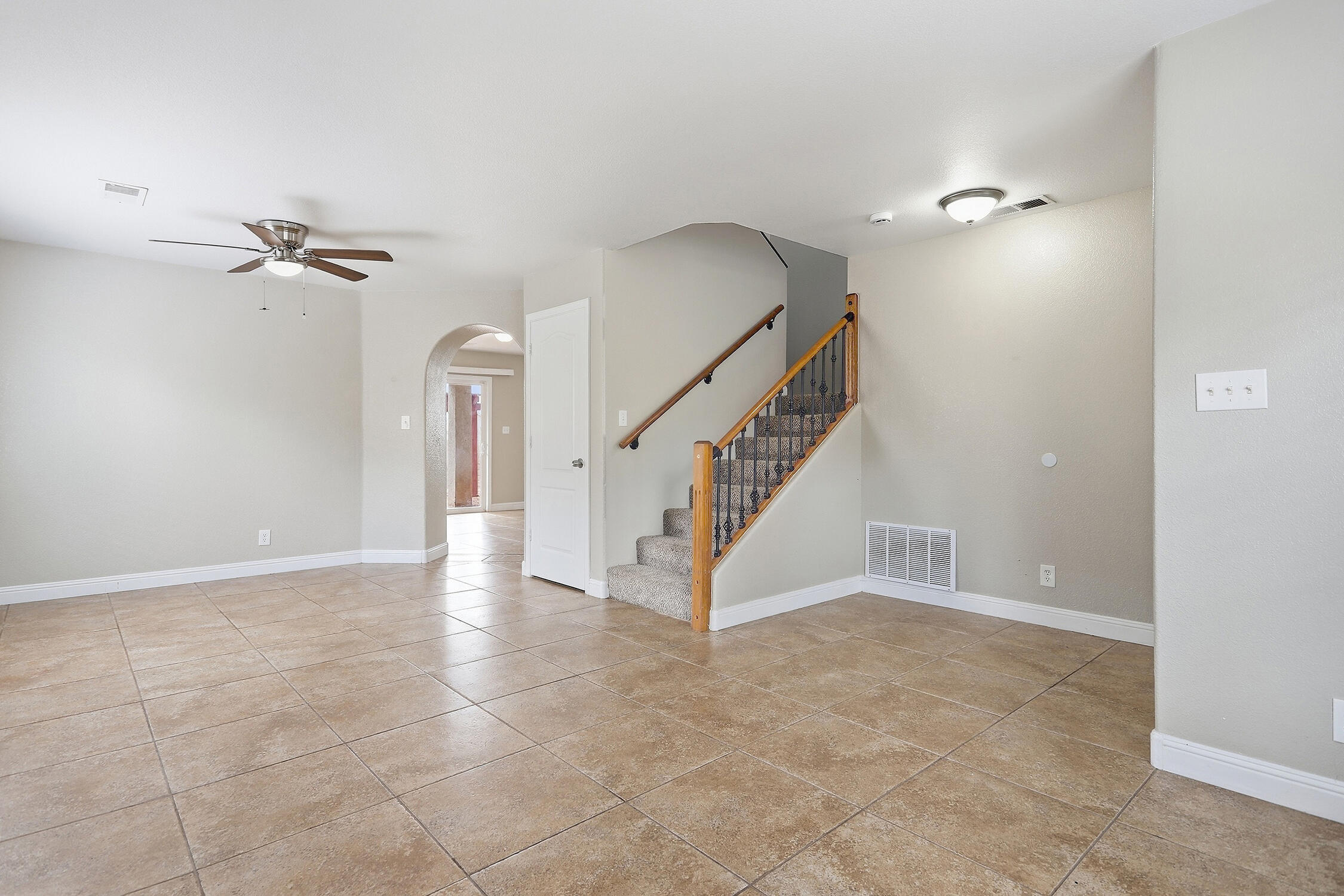 721 Valley Meadows Drive NE