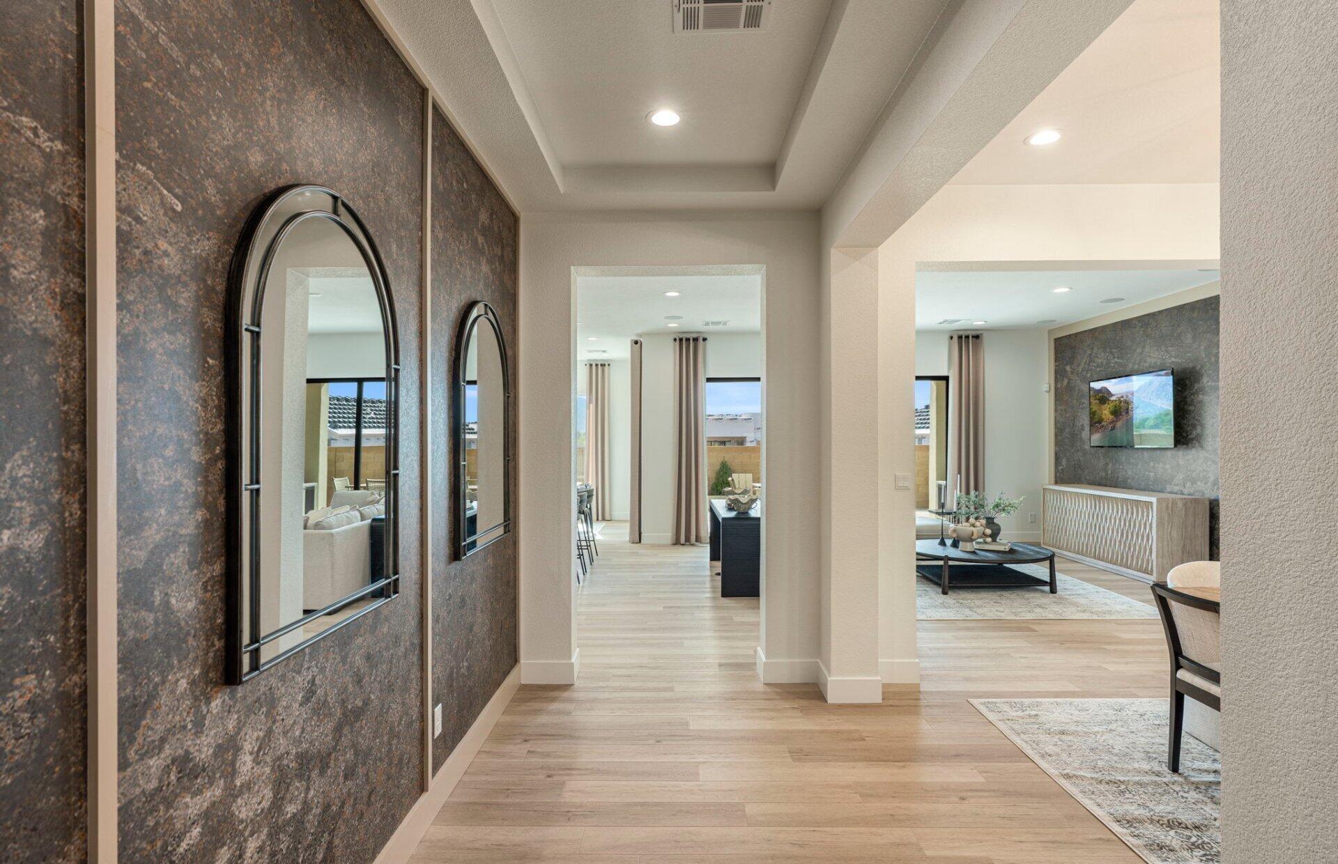 791 Calle del Luna SW