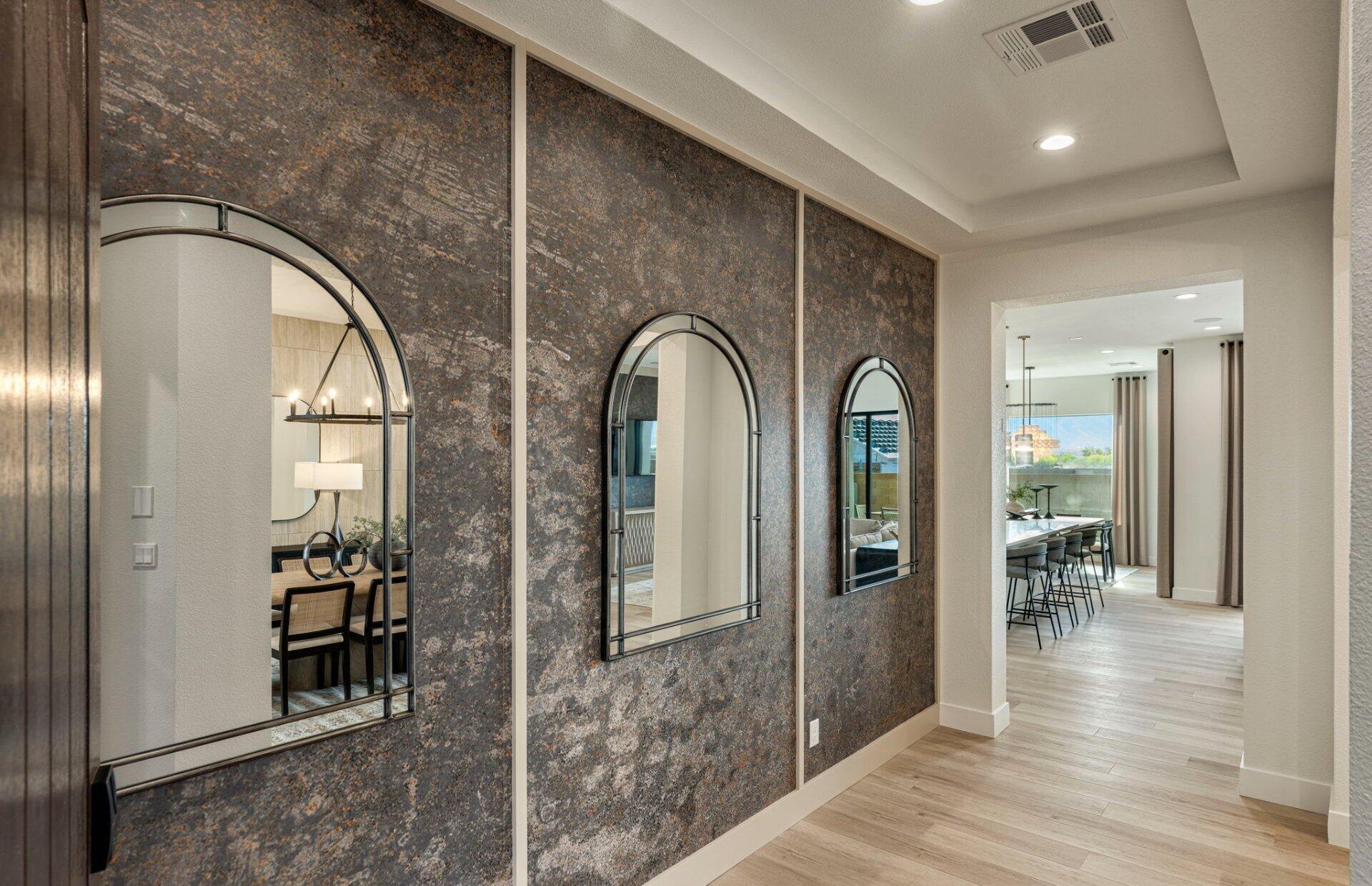 791 Calle del Luna SW