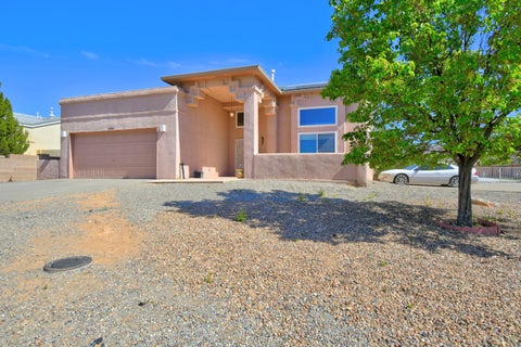 Homes For Sale - 2524 Manzano Loop<br/> Rio Rancho, NM 87144