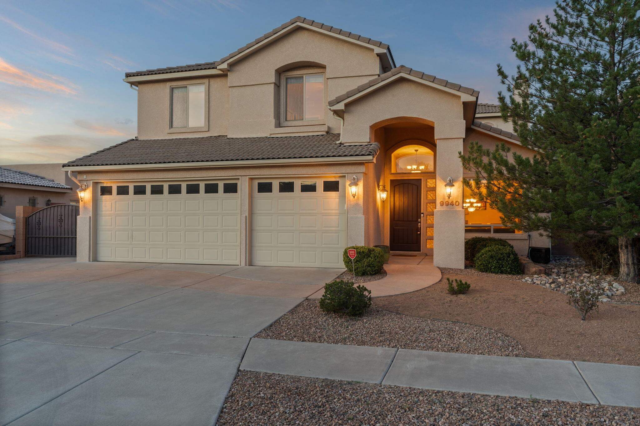 View Albuquerque, NM 87114 house
