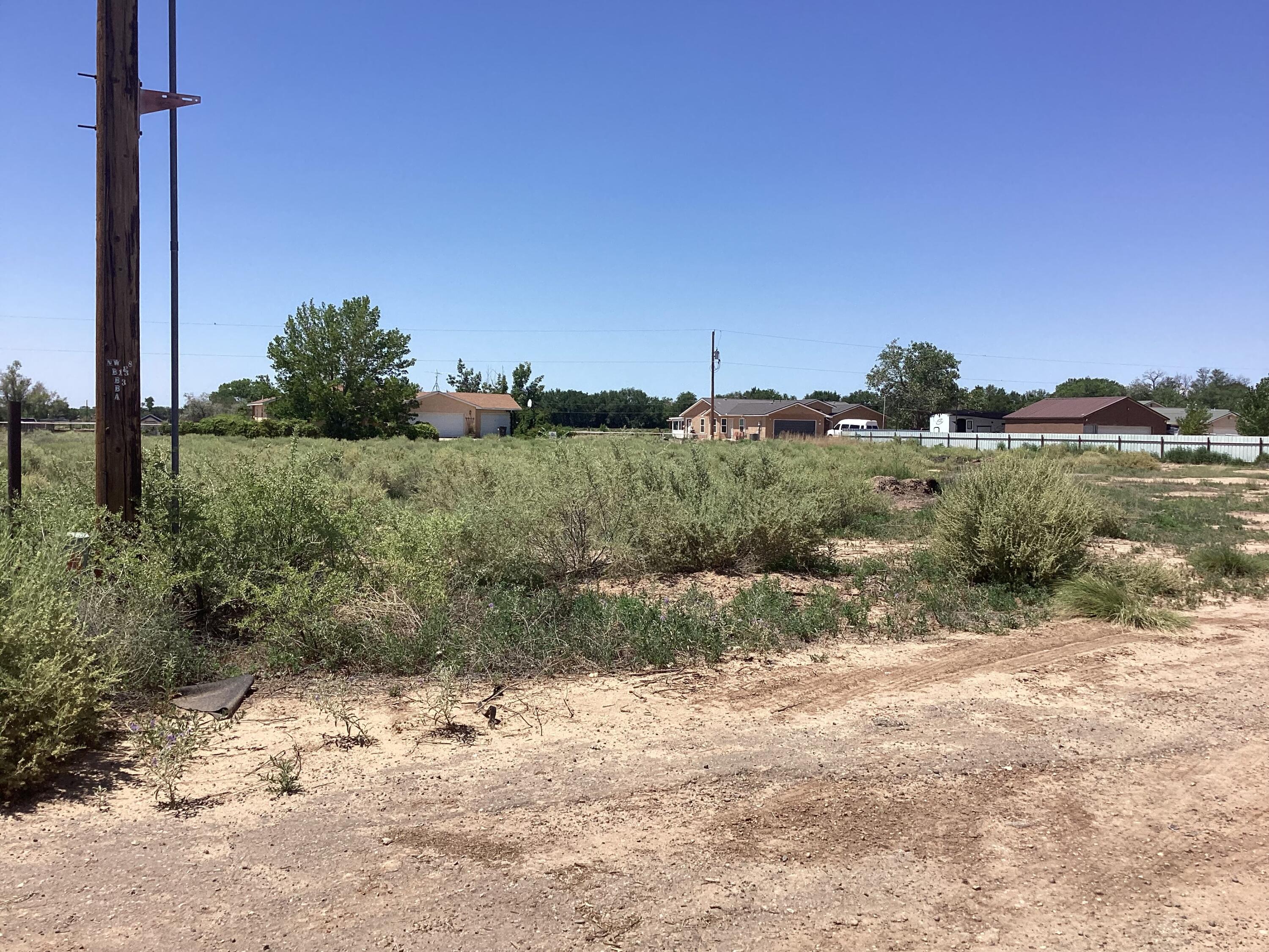 Musica Lane, Belen, New Mexico image 3