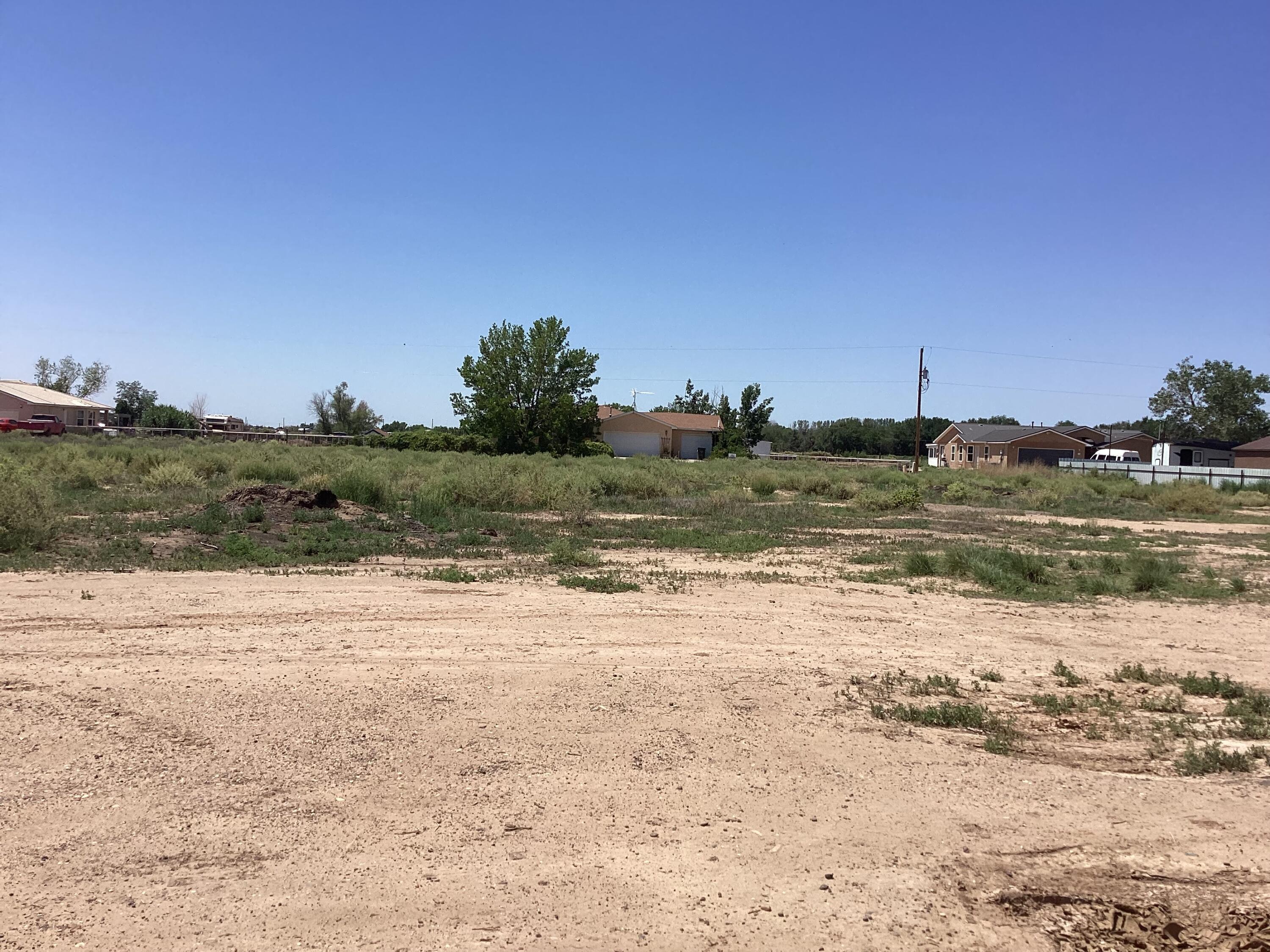 Musica Lane, Belen, New Mexico image 4