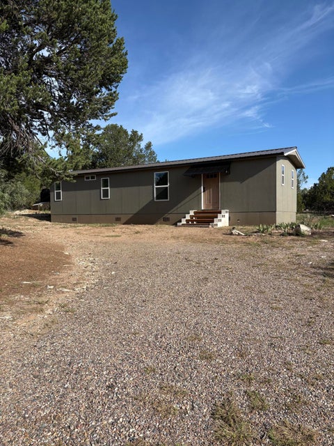 Mobile Home For Sale - 45 Holli Loop<br/> Bernalillo County, Edgewood, NM 87015