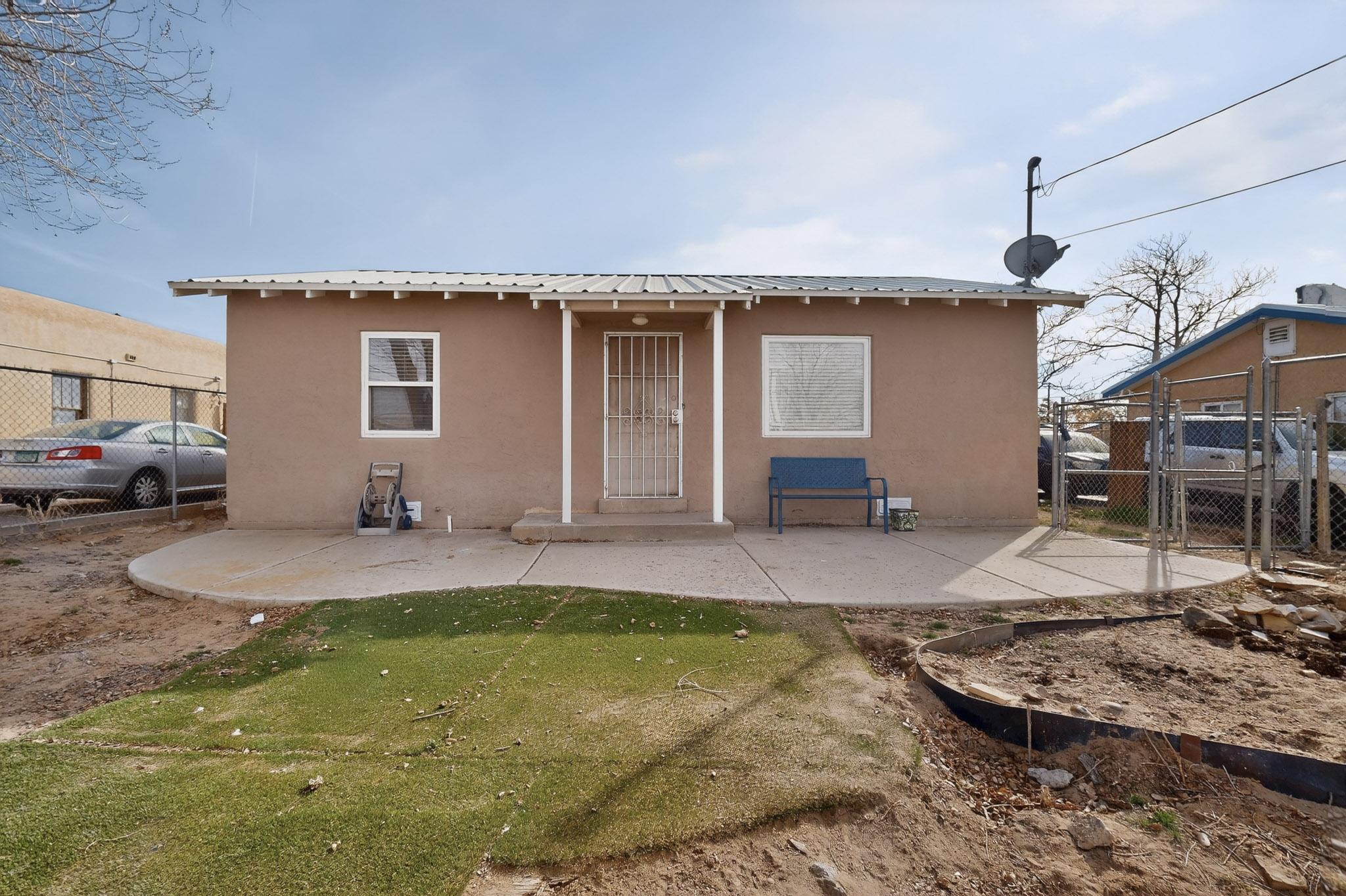 2410 Commercial Street NE