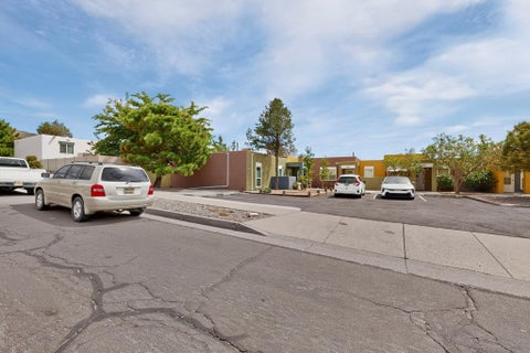 Multifamily For Sale - 1116 Nakomis Drive<br/> Albuquerque, NM 87112