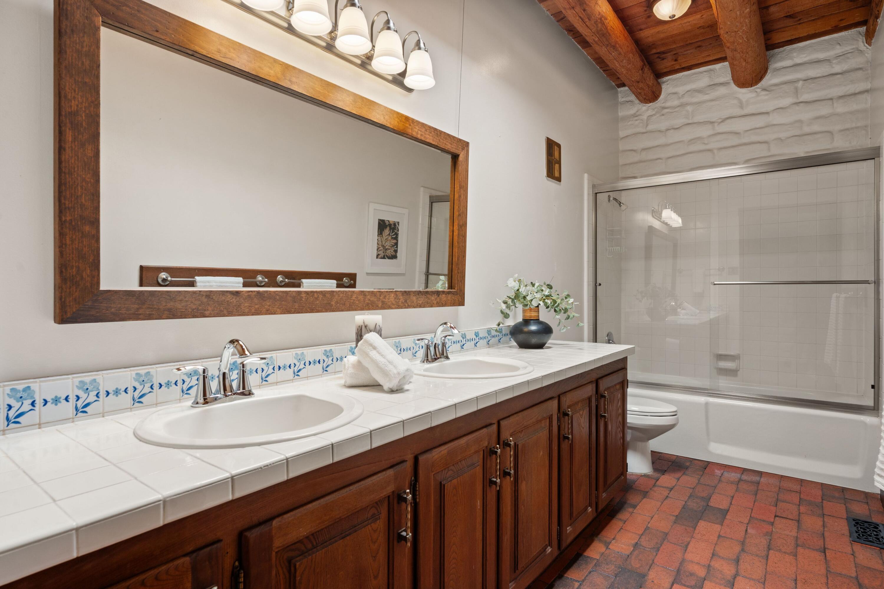 163 Camino Alto, Corrales, New Mexico image 34