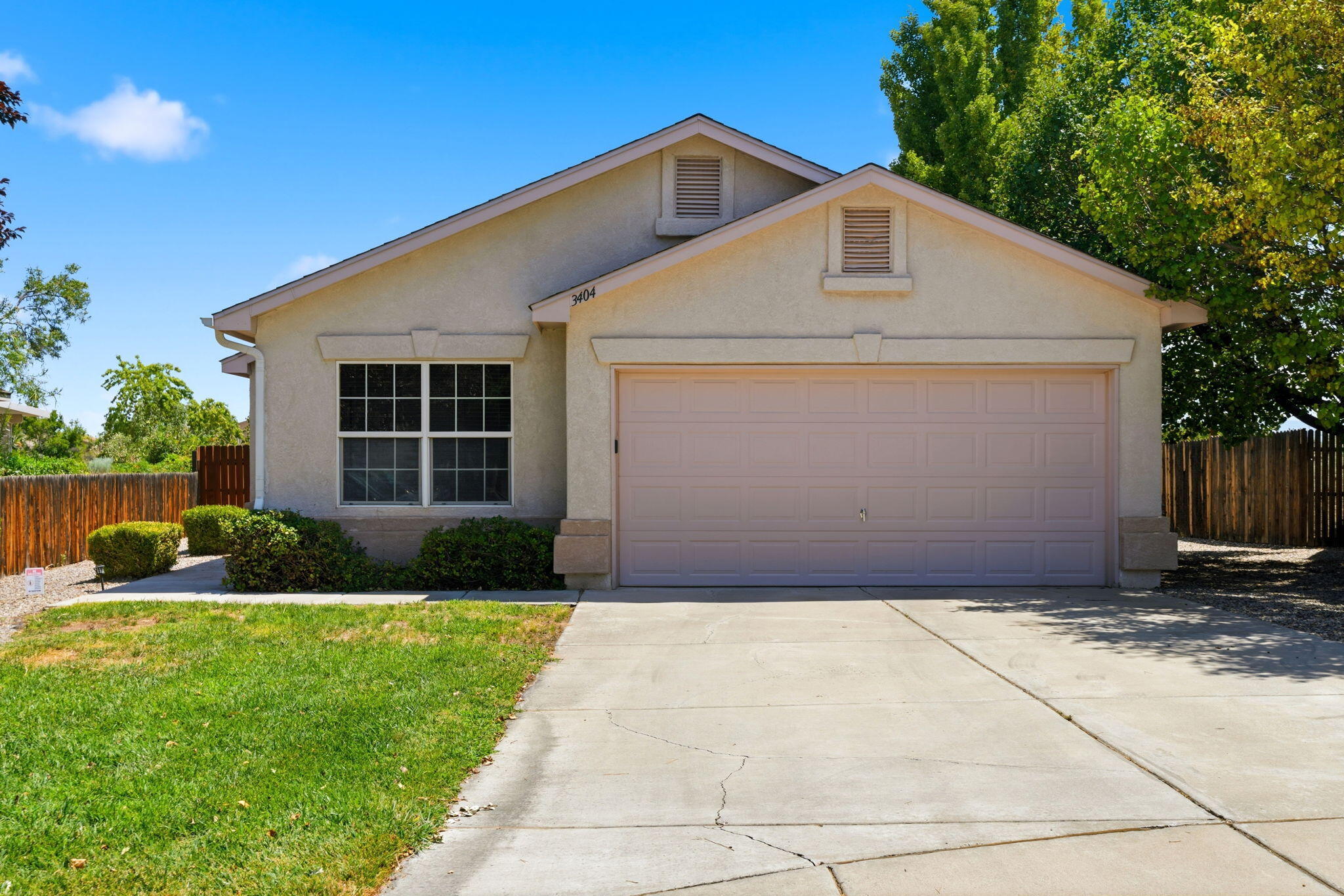 3404 Shadow Meadows Drive NE