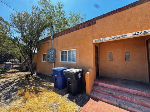 Photo of 426 Headingly Avenue NW #A, Albuquerque, NM 87107 (MLS # 1104224)