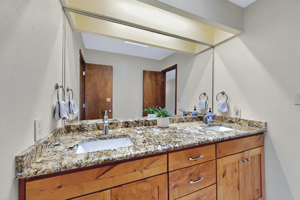 536 Black Bear Road, Albuquerque, New Mexico image 49