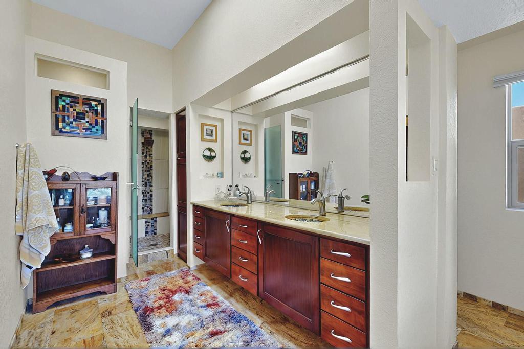 536 Black Bear Road, Albuquerque, New Mexico image 40