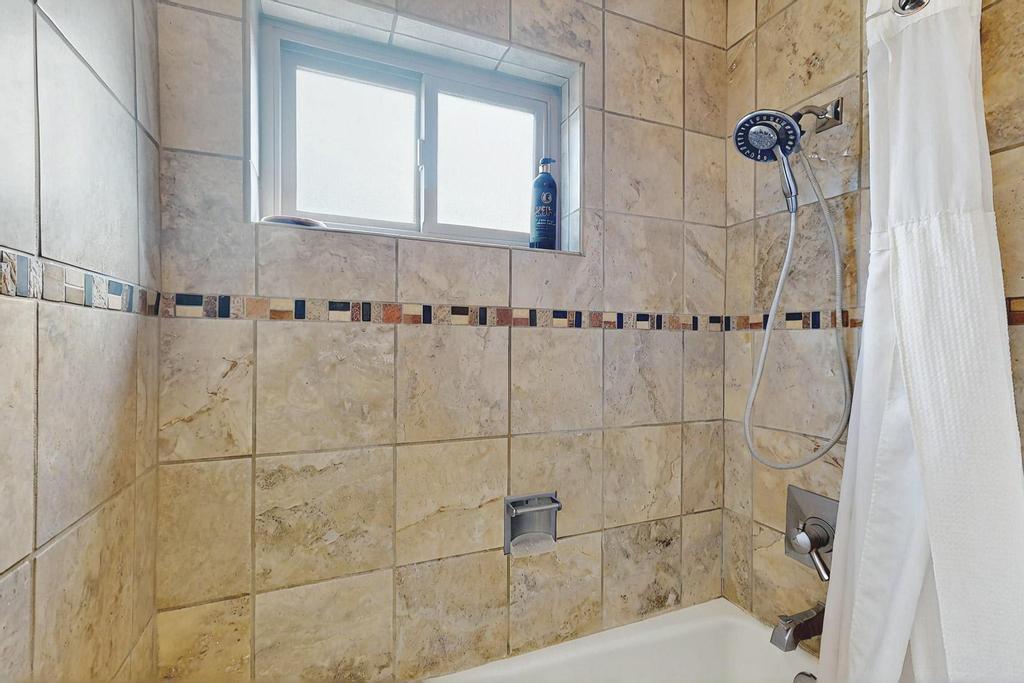 536 Black Bear Road, Albuquerque, New Mexico image 50