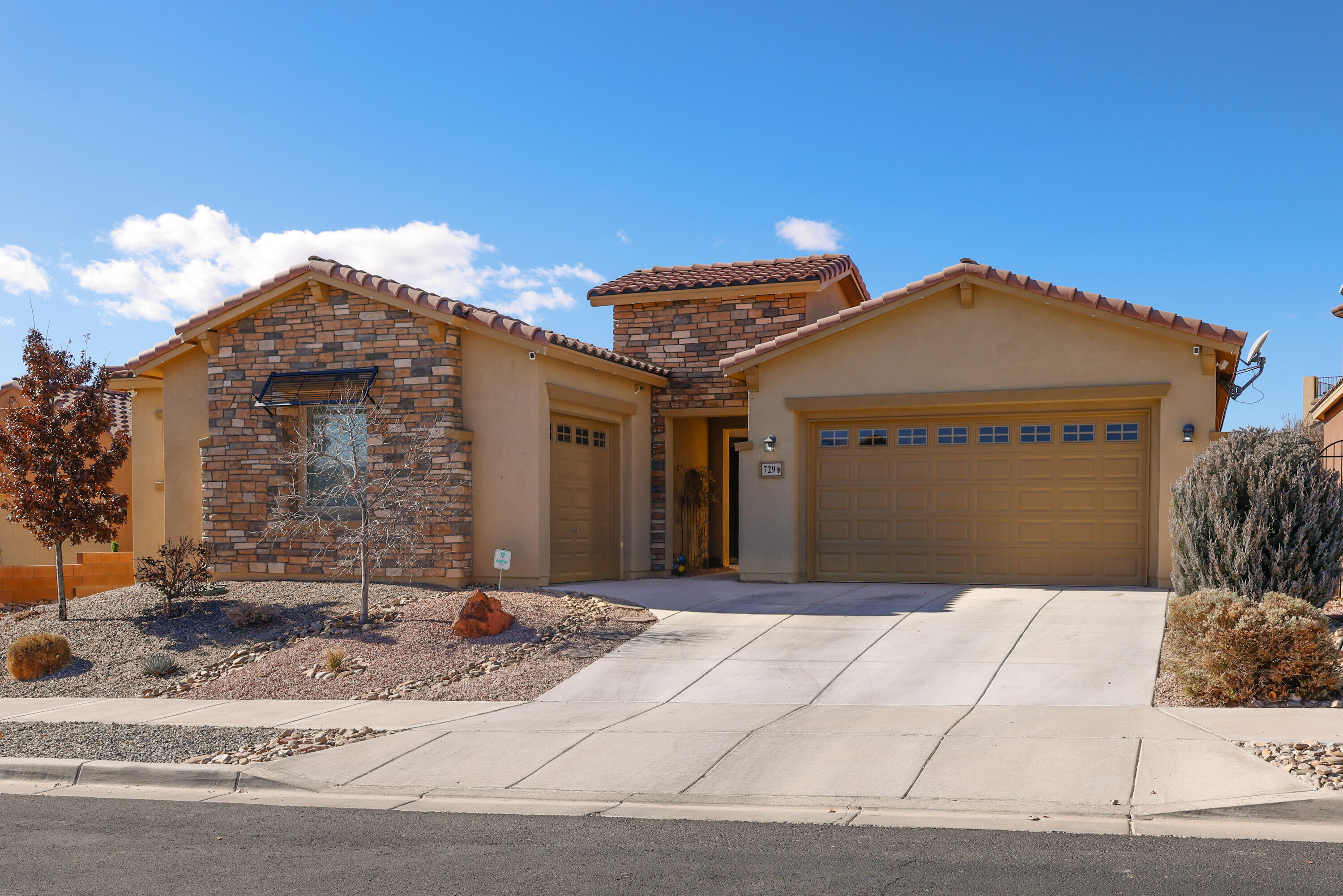 729 Sierra Verde Way, Rio Rancho, New Mexico image 1