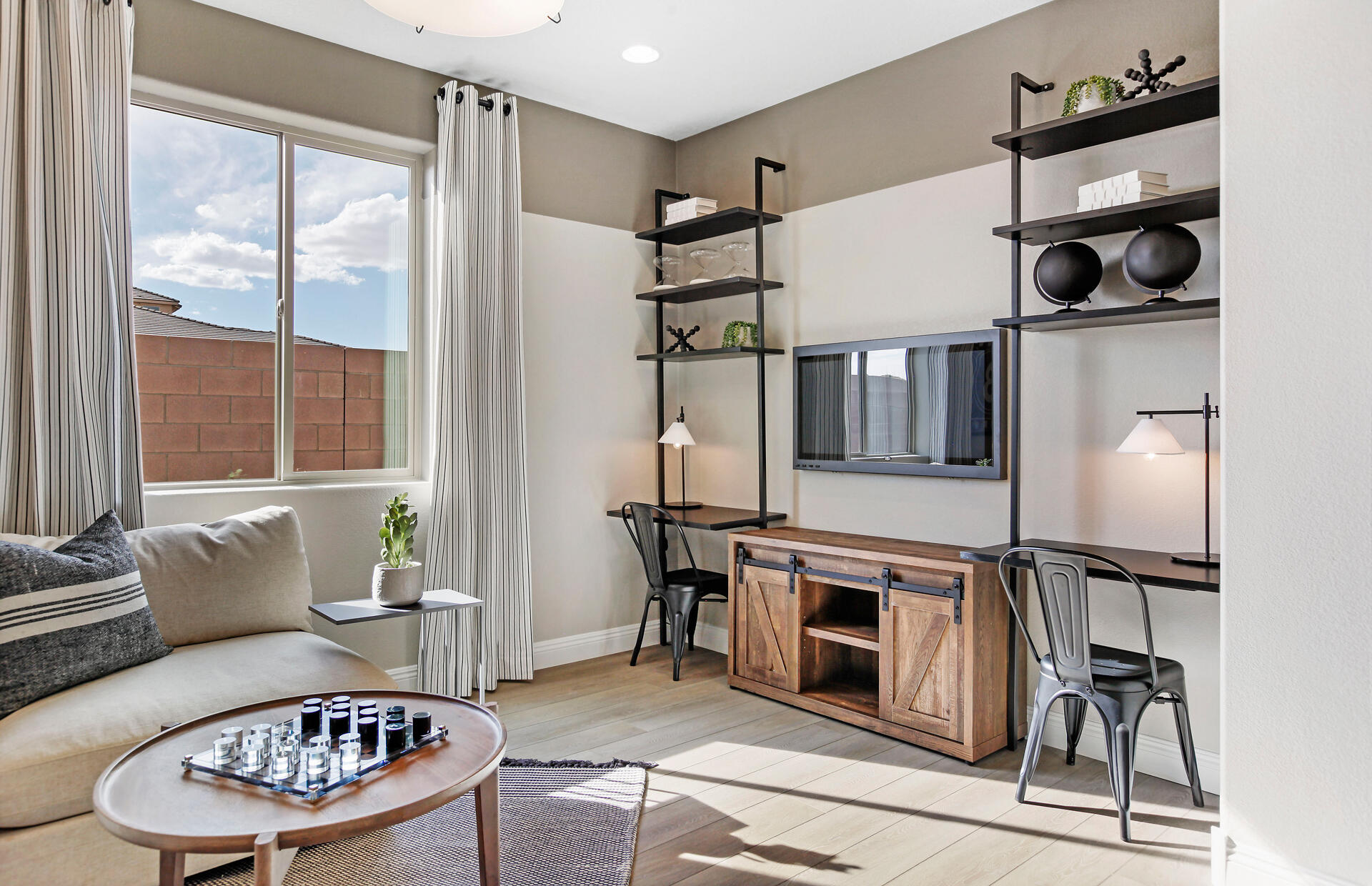 3015 Malaquita Drive SE