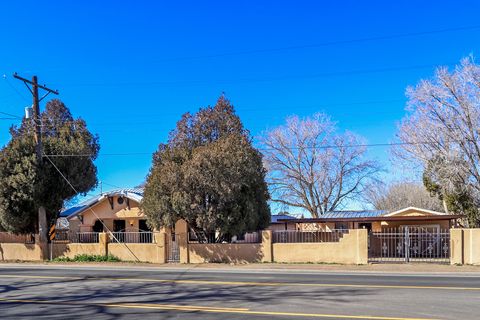 Photo of 10125 4th Street NW, Albuquerque, NM 87114 (MLS # 1097979)