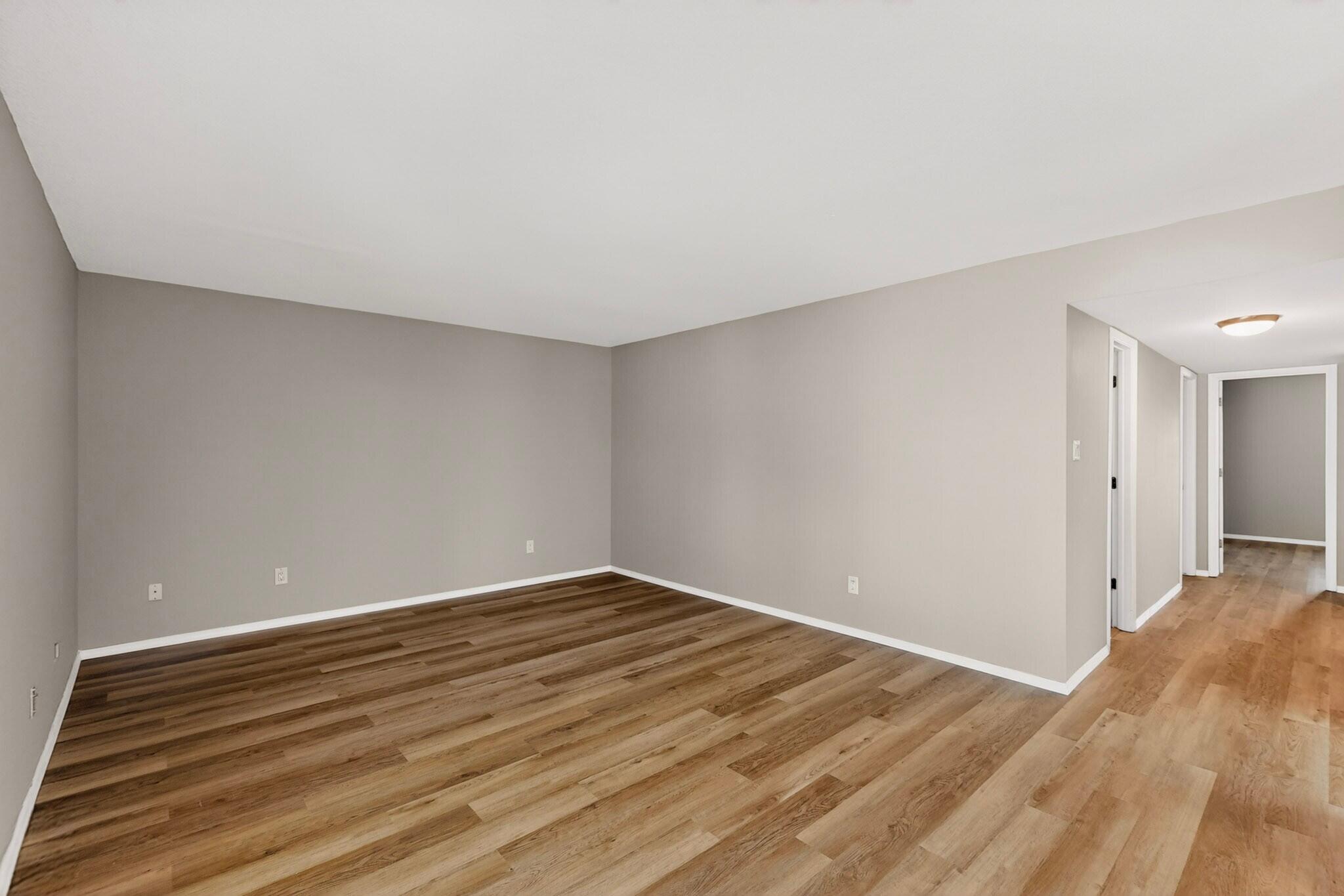 915 Country Club Drive SE APT H