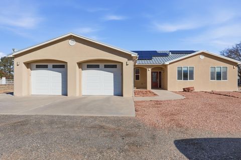 Photo of 170 Esperanza Drive, Bosque Farms, NM 87068 (MLS # 1098937)