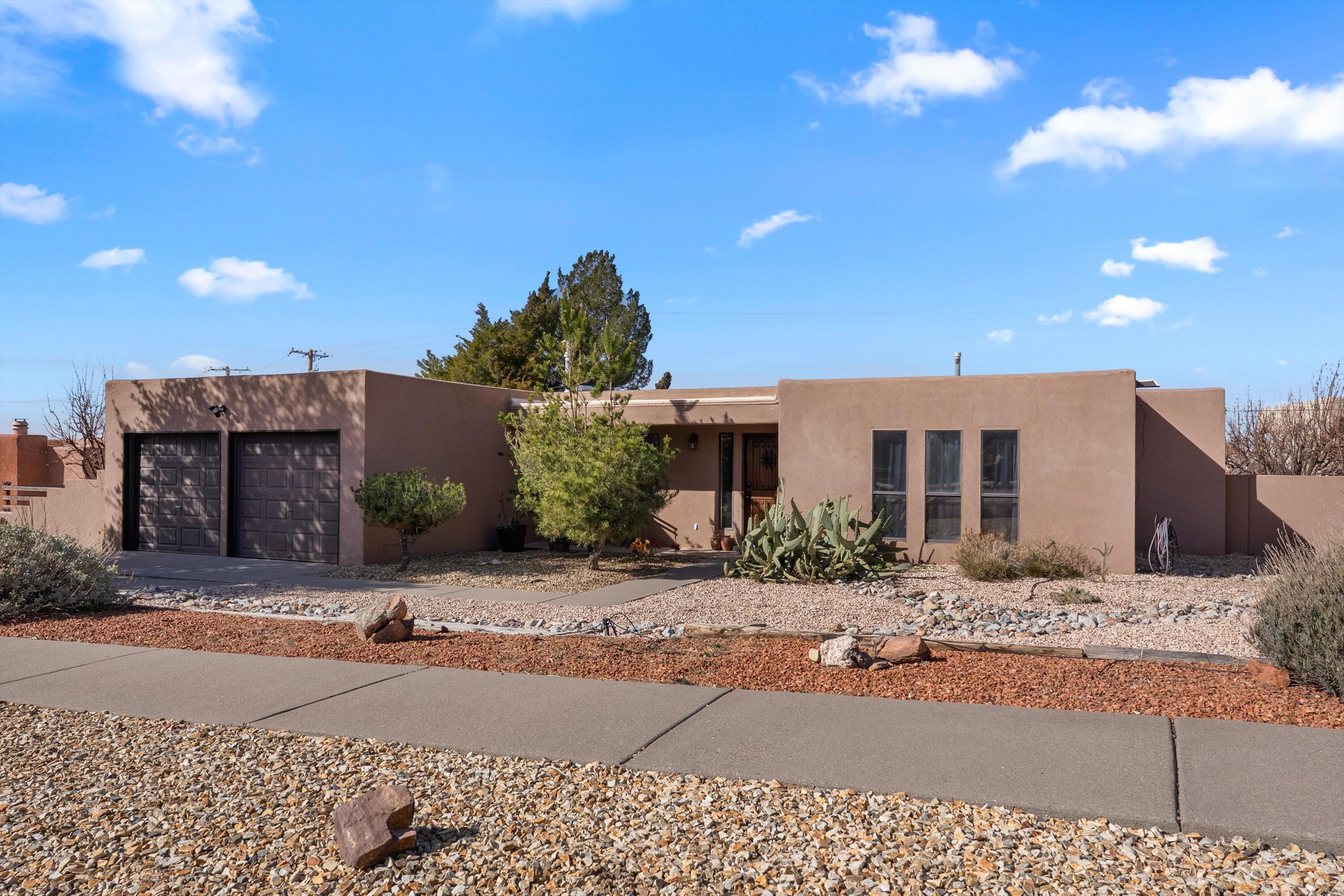 409 Monte Alto Place NE