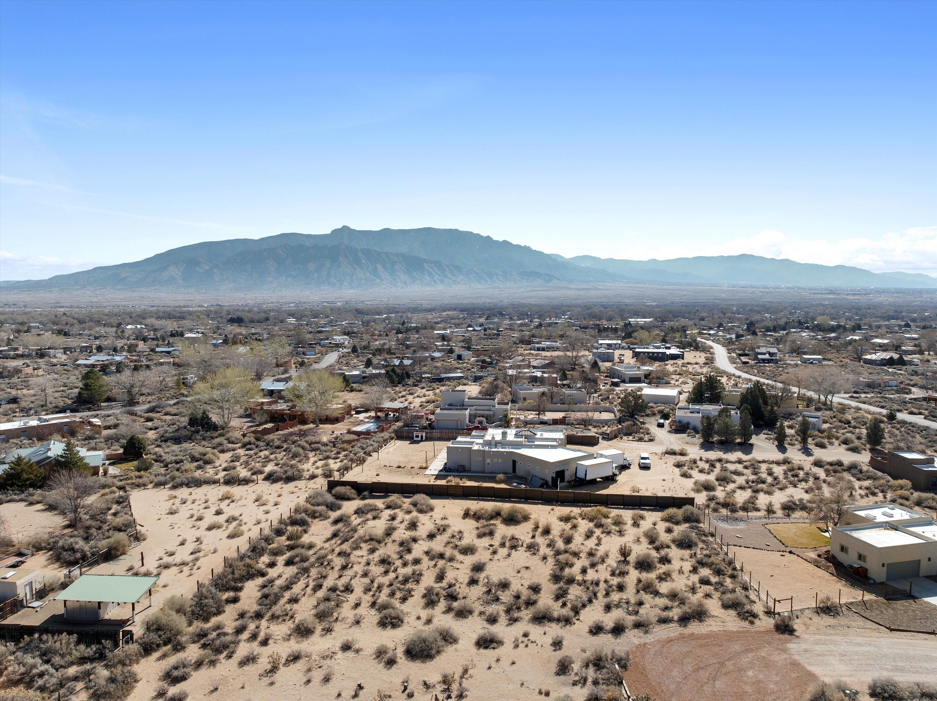 602 Camino De La Tierra, Corrales, New Mexico image 2