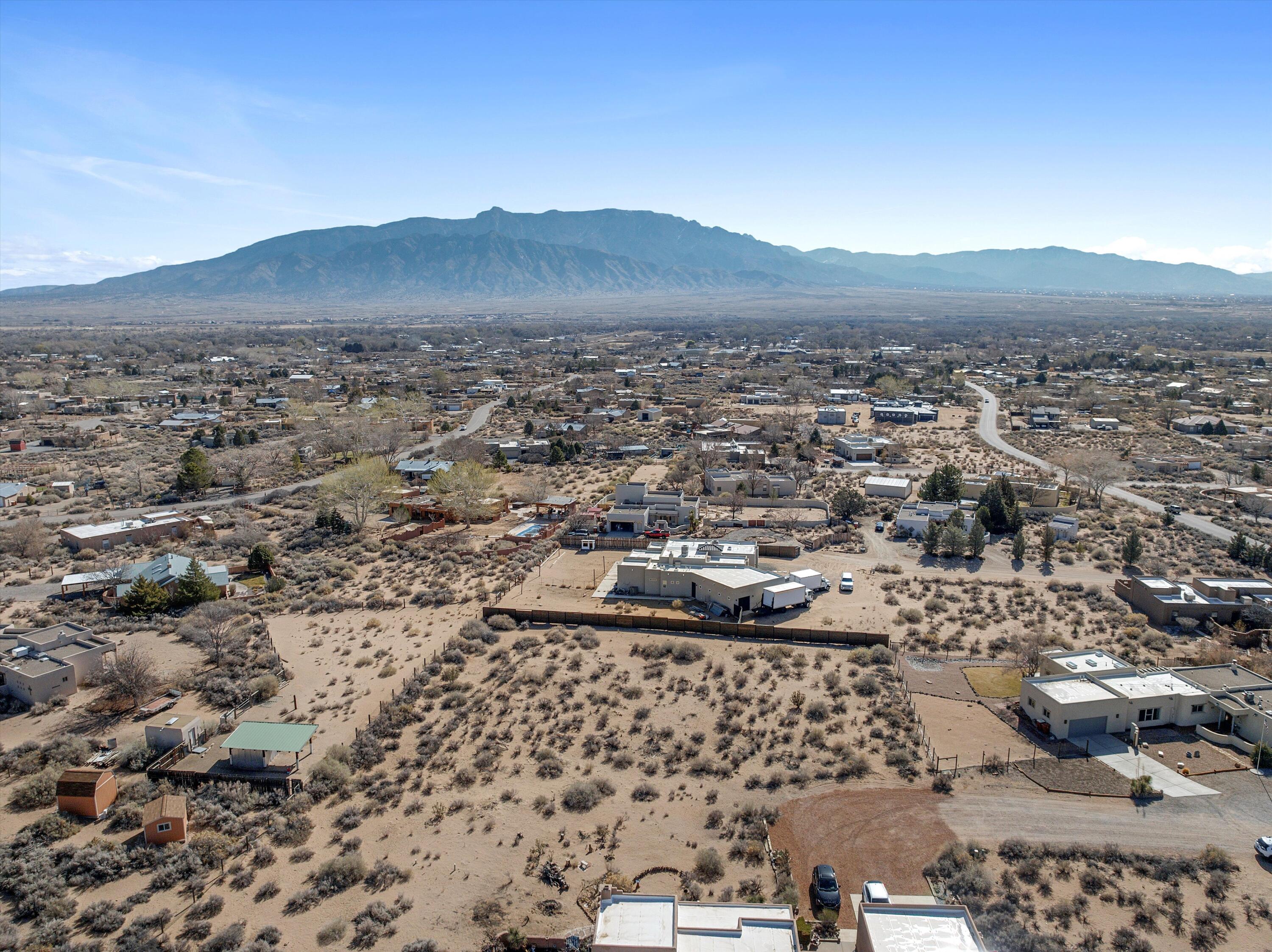 602 Camino De La Tierra, Corrales, New Mexico image 12