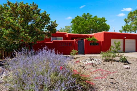 Homes For Sale - 9905 Mesa Arriba Avenue<br/> Albuquerque, NM 87111