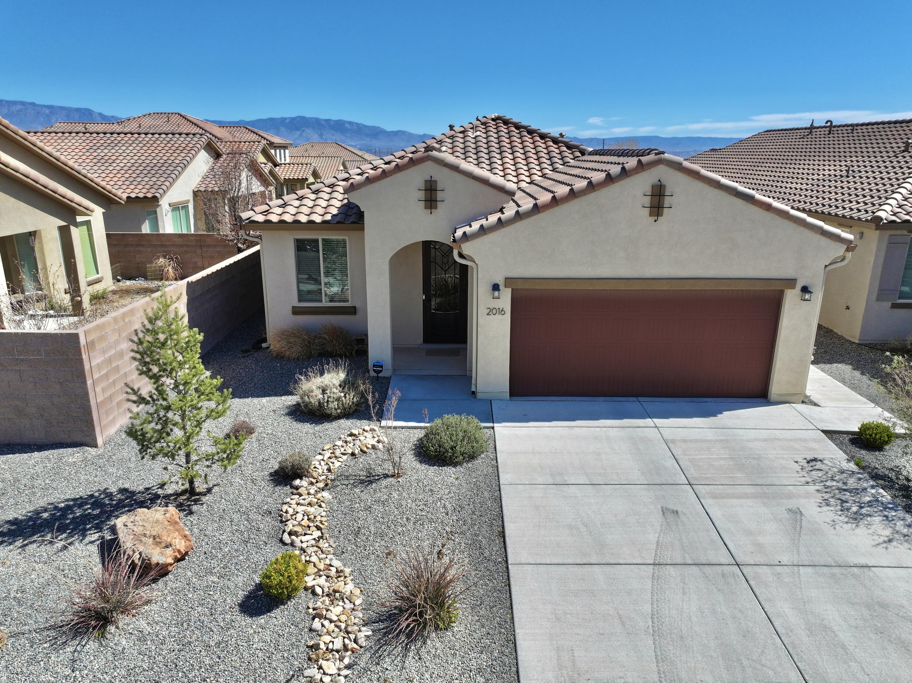 2016 Gunnison Place NW