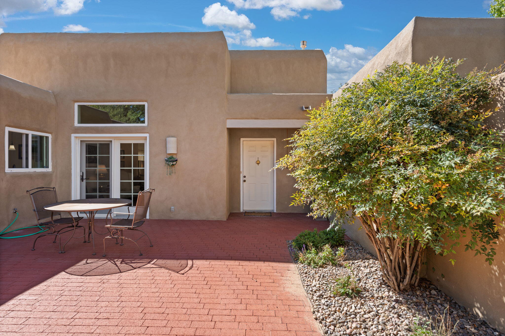 2309 Calle De Real NW
