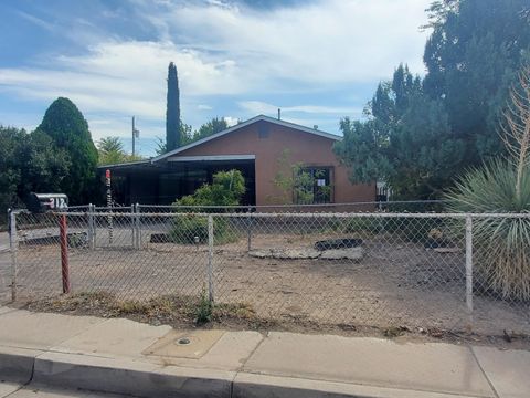Photo of 212 Bethel Avenue SE, Albuquerque, NM 87102 (MLS # 1092764)