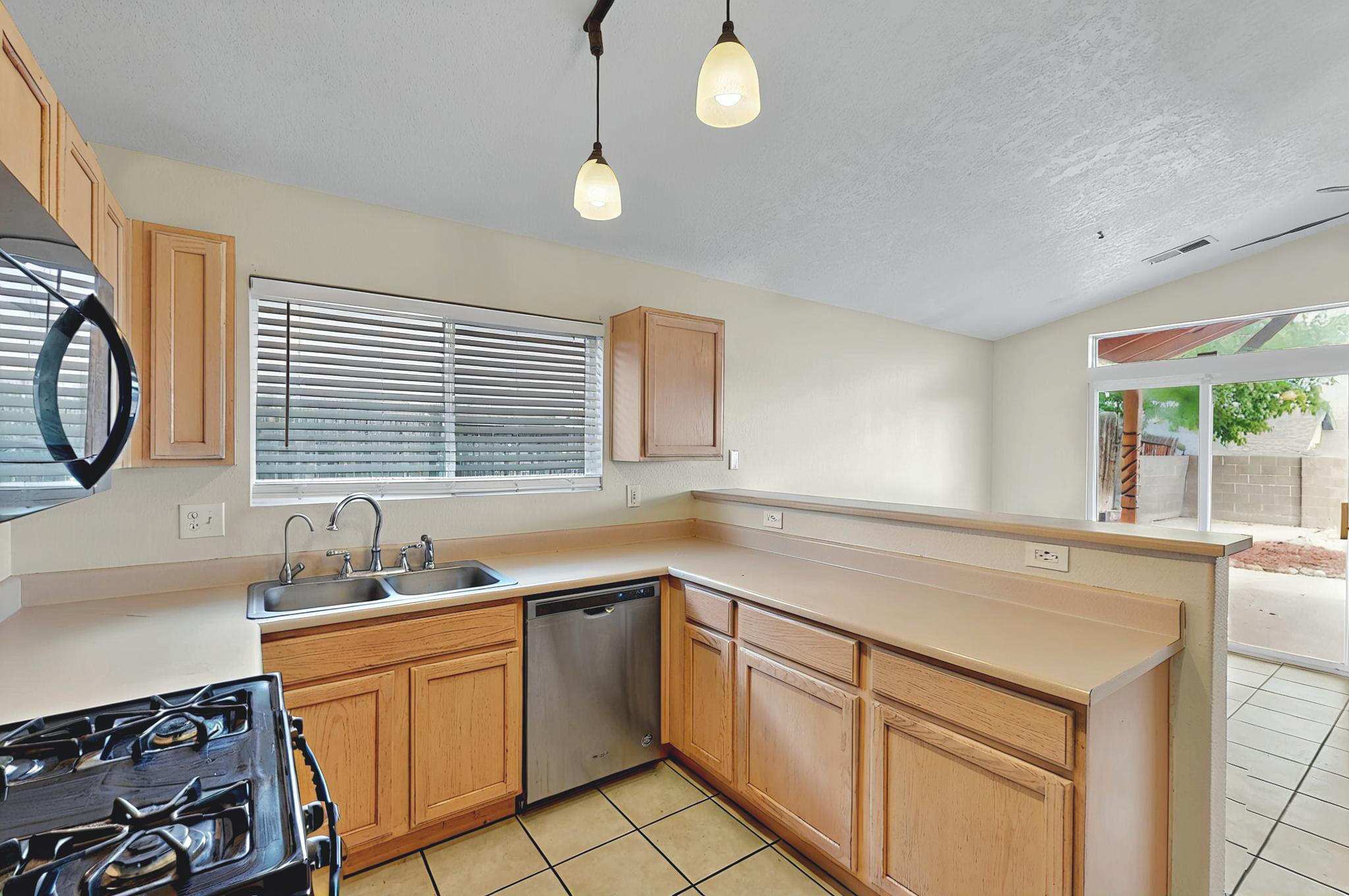 1528 Fox Hill Place, Albuquerque, New Mexico image 22