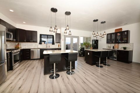 Townhouse For Sale - 1012 25th Street<br/> Sandoval County, Rio Rancho, NM 87124