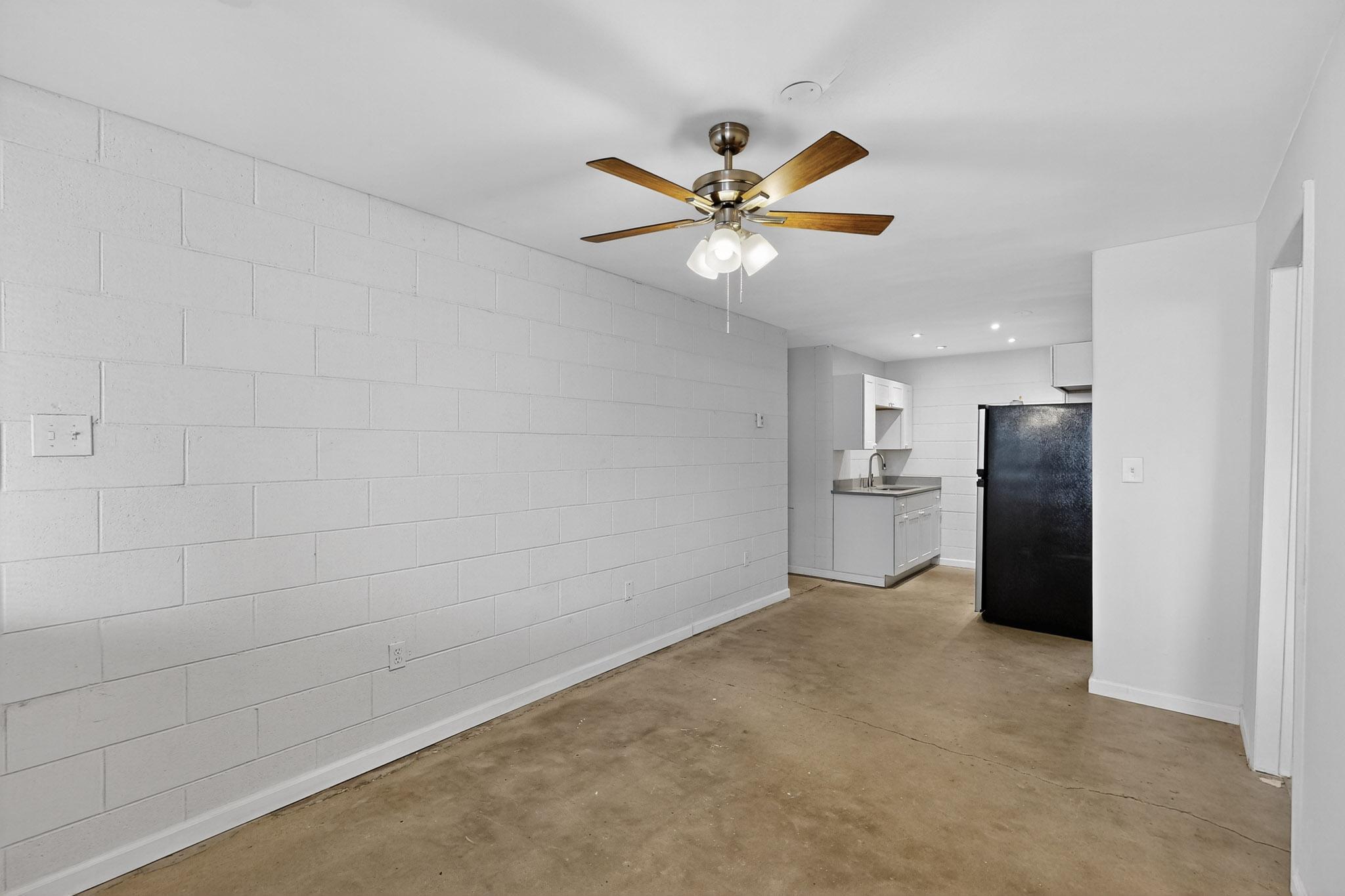 301 Graceland Drive SE