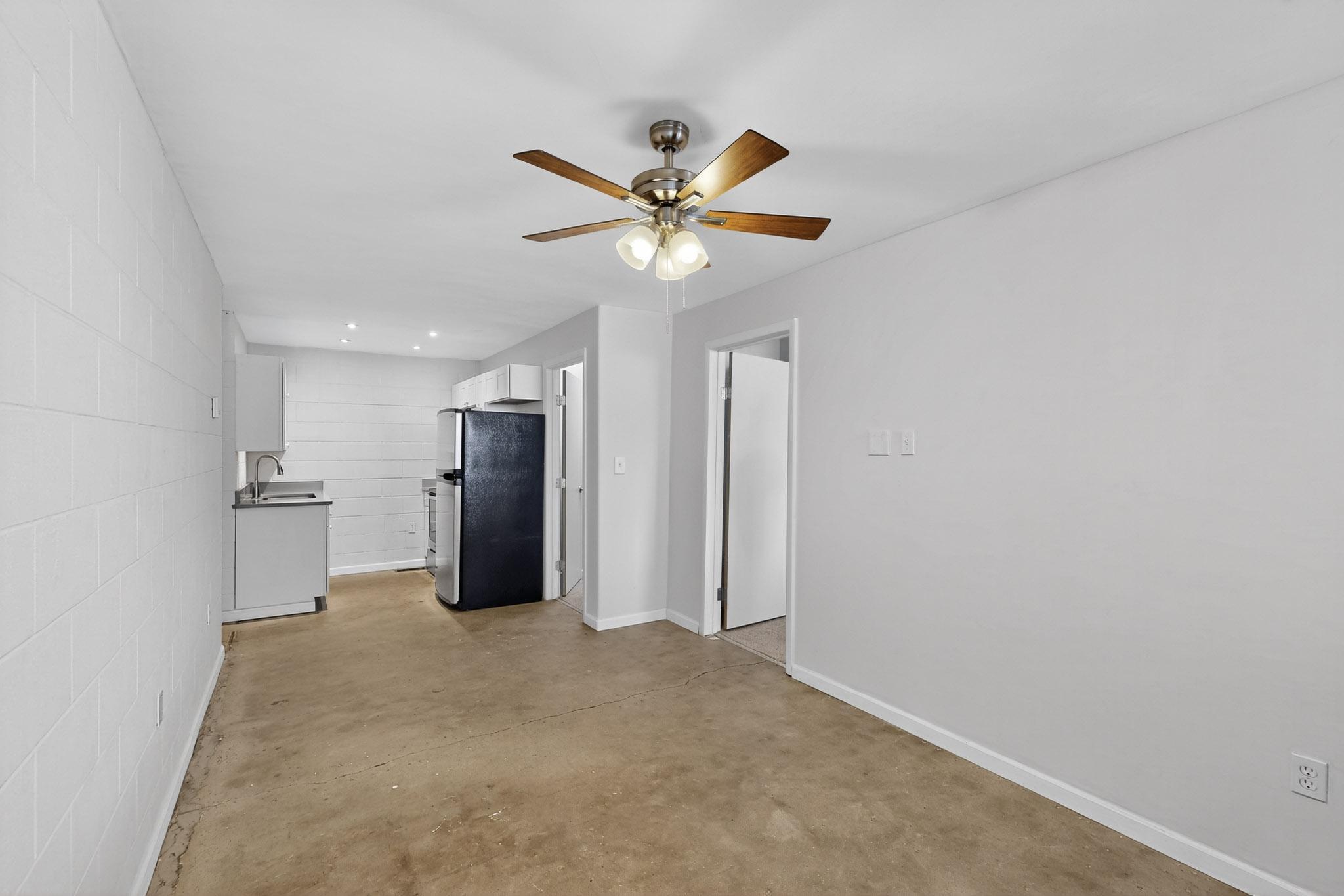 301 Graceland Drive SE