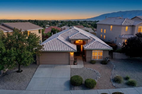 Photo of 9912 Brunswick Place NW, Albuquerque, NM 87114 (MLS # 1112411)