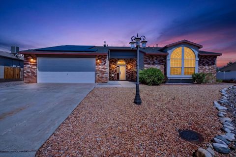 Homes For Sale - 2413 Agua Fria Drive<br/> Rio Rancho, NM 87144