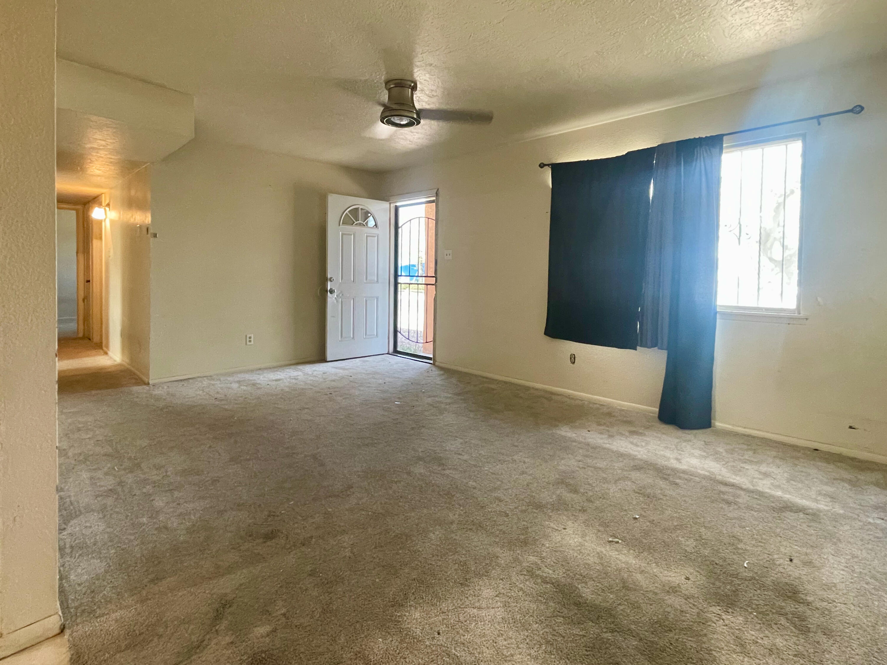 375 57th Street, Albuquerque, New Mexico image 2