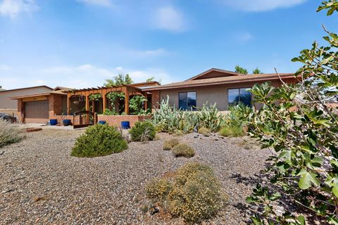 Homes For Sale - 2009 Twisted Juniper Road<br/> Sandoval County, Rio Rancho, NM 87124