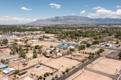 411 Camino Espanol NW Albuquerque NM 87107